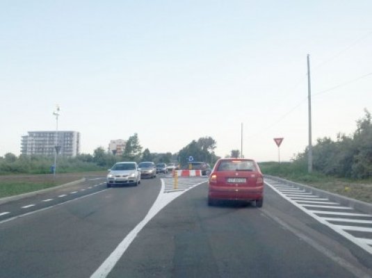 Mopedist accidentat în sensul giratoriu de la Tribute